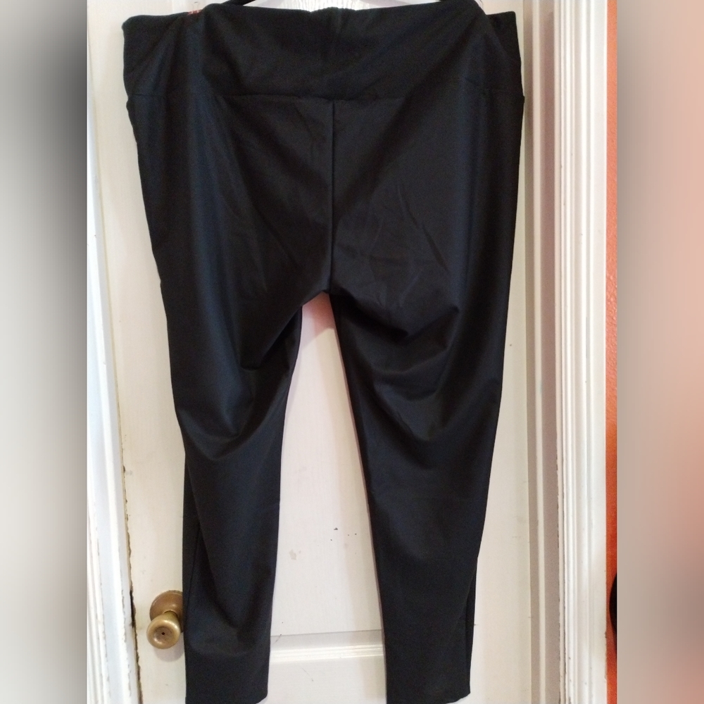 White birch black leggings.